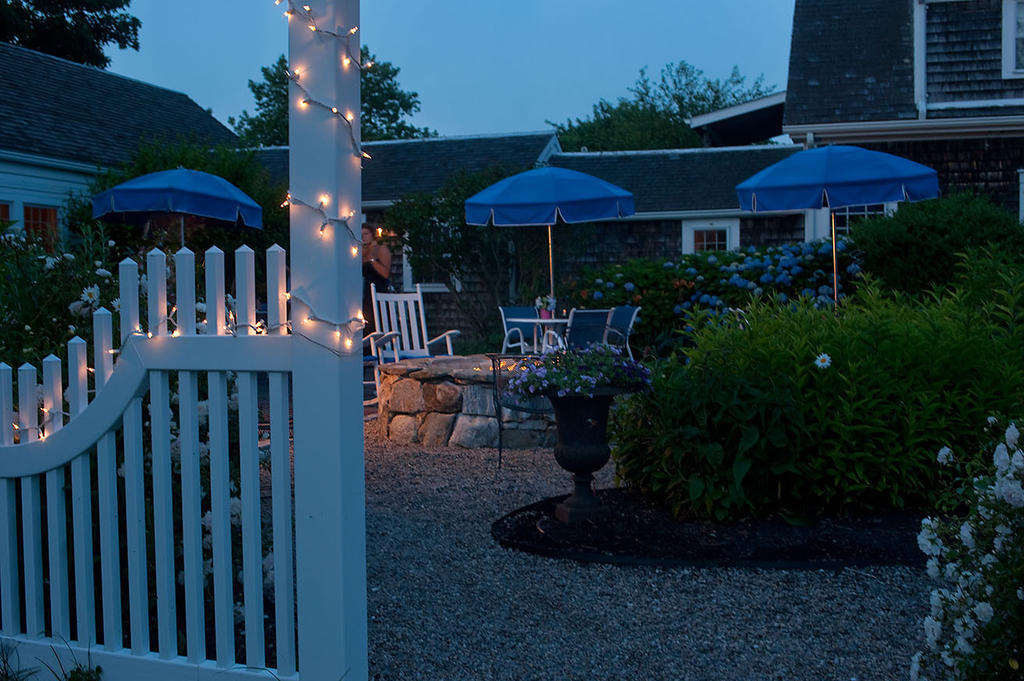 Ship'S Knees Inn East Orleans Exterior photo